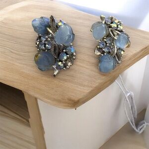 VINTAGE Carved TRIFARI FRUIT SALAD CLIP EARRINGS